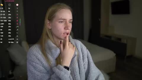 Michelle online show from 11-24-25, 09:03