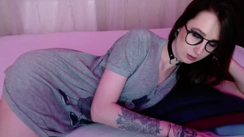 Alice online show from 01-12-25, 10:33