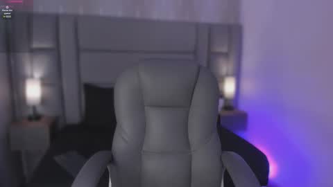 Amily online show from 02-13-26, 04:19