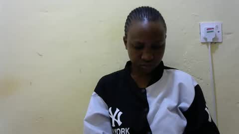 Silvia online show from 11-10-25, 03:38