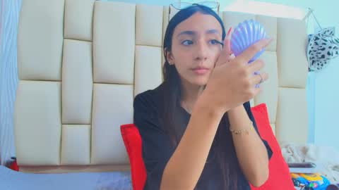 Amye  online show from 09-25-25, 07:17
