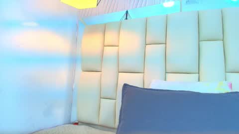 Amye  online show from 10-07-25, 07:11