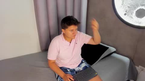 Andrea Y Melisa online show from 09-18-25, 11:45