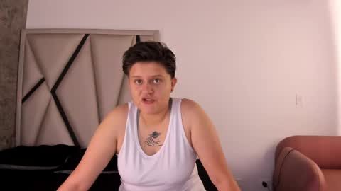 Andrea Y Melisa online show from 10-04-25, 11:30