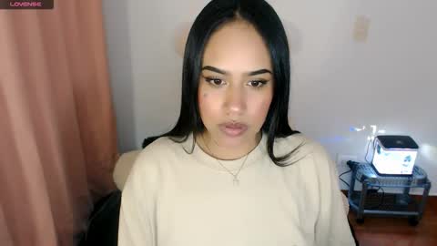 Stephanie online show from 11-02-25, 03:09