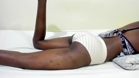 Snapshot of sweet_arya1 chatting on 10-20-25, 02:12 sweet_arya1 online show from 10-20-25, 02:12