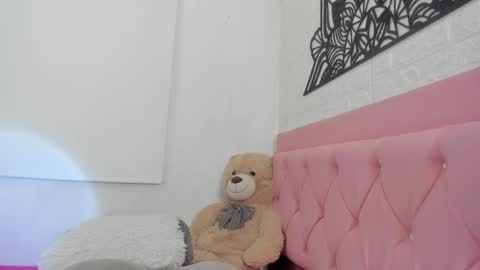 Ashley online show from 12-23-24, 11:17