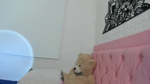 Ashley online show from 01-31-25, 08:01