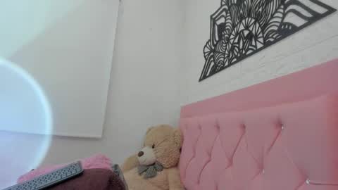 Ashley online show from 10-10-25, 05:39