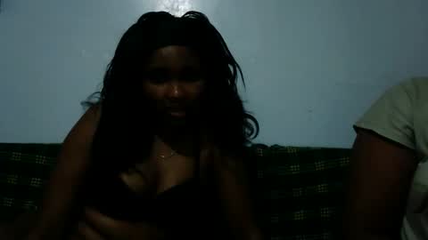 sweet_dollo online show from 09-27-25, 05:18
