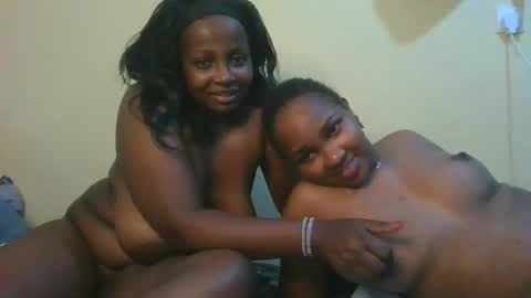 sweet_dollo online show from 10-01-25, 08:26