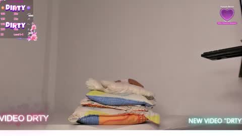 ZAFIRO QUIROZ online show from 01-13-26, 12:21