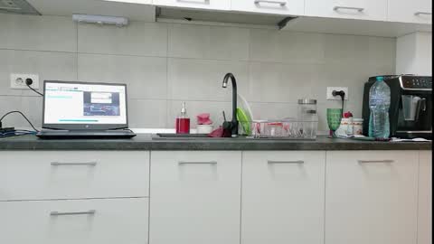           online show from 02-05-26, 06:51