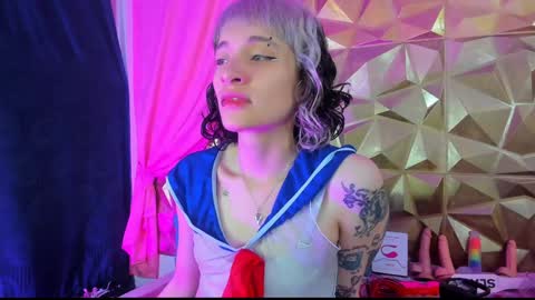 Snapshot of sweet_emmili chatting on 01-13-25, 12:13 emmili online show from 01-13-25, 12:13