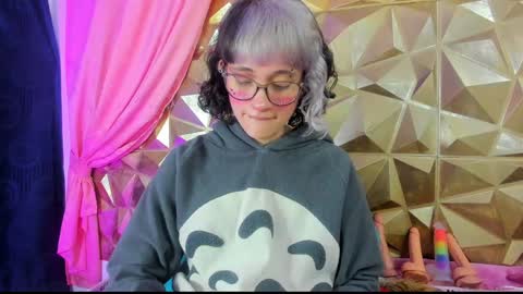 Snapshot of sweet_emmili chatting on 01-20-25, 03:07 emmili online show from 01-20-25, 03:07