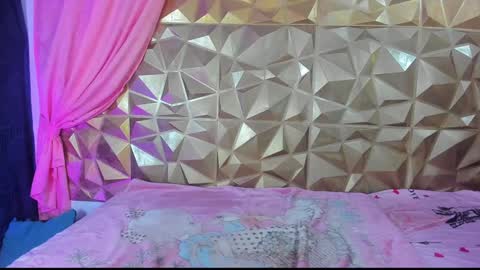 Snapshot of sweet_emmili chatting on 01-21-25, 06:12 emmili online show from 01-21-25, 06:12