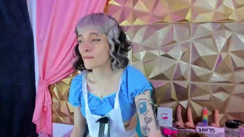 Snapshot of sweet_emmili chatting on 02-09-25, 12:08 emmili online show from 02-09-25, 12:08