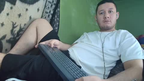 sweet_guy36 online show from 09-22-25, 04:53