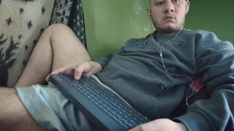 sweet_guy36 online show from 10-03-25, 03:42