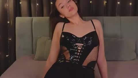 Im Mia.LOVELY PATTERNS 100  120  160  200 my toy buzzes from 2 tip online show from 01-29-25, 06:50