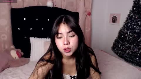 Snapshot of sweet_hannaah chatting on 01-10-26, 11:12 Hannah online show from 01-10-26, 11:12