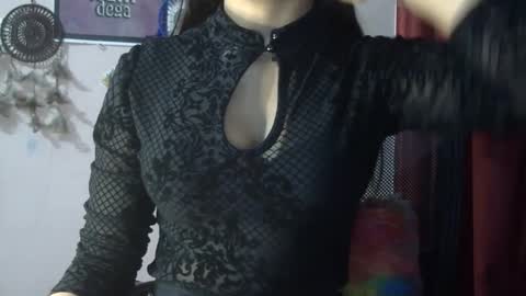 Snapshot of sweet_kanchi chatting on 02-07-25, 11:23 sweet_kanchi online show from 02-07-25, 11:23