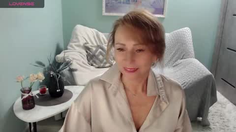 Helen online show from 09-12-25, 05:29
