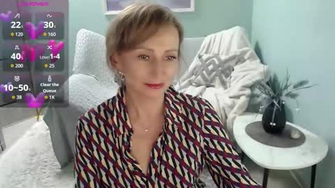 Helen online show from 09-21-25, 05:42
