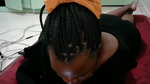sweet_lilianah online show from 02-02-25, 05:48