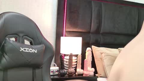 Luciana online show from 11-12-25, 08:30