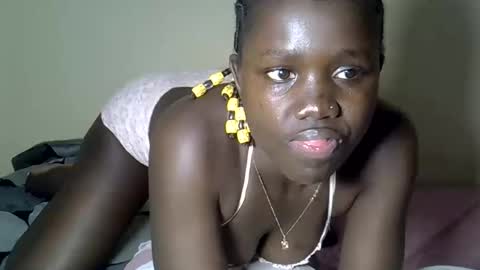 Snapshot of sweet_melodiyy chatting on 09-09-25, 07:24 sweet_melodiyy online show from 09-09-25, 07:24