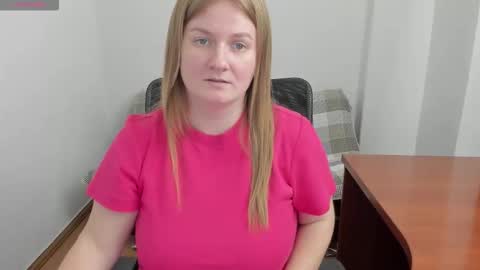 Snapshot of sweet_melody_of_ur_heart chatting on 10-01-25, 04:57 Mila online show from 10-01-25, 04:57