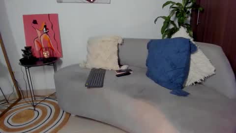 MIA 3 online show from 11-10-25, 07:51