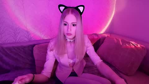 Snapshot of sweet_mol1y chatting on 10-07-25, 09:45 sweet_mol1y online show from 10-07-25, 09:45