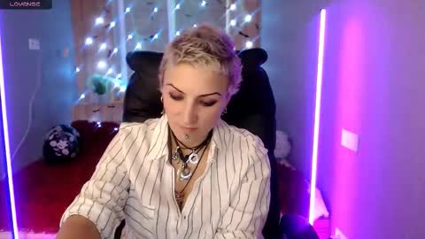 sweet_n_strong online show from 11-07-25, 01:44