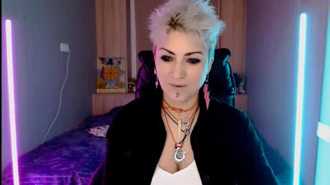 sweet_n_strong online show from 02-14-26, 03:53