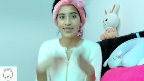 Snapshot of sweet_nhaomy chatting on 10-22-25, 08:08 Nhaomy online show from 10-22-25, 08:08