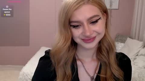 Snapshot of sweet_nicole_333 chatting on 03-07-25, 03:39 sweet_nicole_333 online show from 03-07-25, 03:39