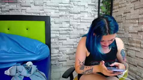  LAUREN  online show from 02-19-25, 11:14