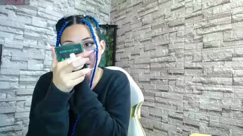  LAUREN  online show from 03-07-25, 08:33