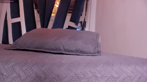 Snapshot of sweet_porn_ chatting on 09-30-25, 11:15 Naty online show from 09-30-25, 11:15