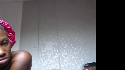 Snapshot of sweet_puna chatting on 12-18-24, 09:04 Nancy online show from 12-18-24, 09:04