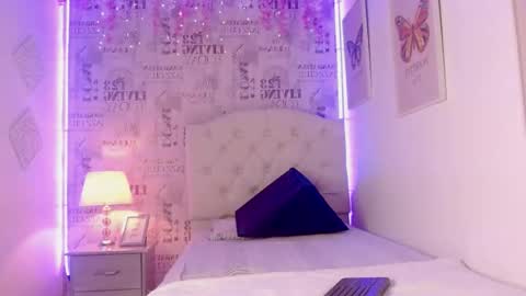   online show from 11-05-25, 08:09