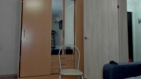 Snapshot of sweet_smith8 chatting on 12-23-25, 06:44 sweet_smith8 online show from 12-23-25, 06:44