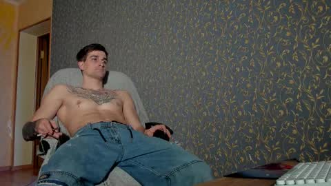 Snapshot of sweet_smith8 chatting on 01-13-26, 04:29 sweet_smith8 online show from 01-13-26, 04:29