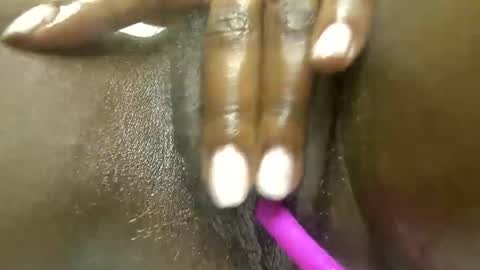 Nina online show from 01-24-25, 09:47