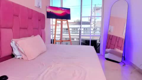 sweet_stacie online show from 09-27-25, 01:16