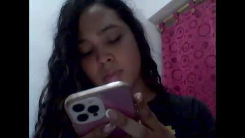 Yeileen online show from 03-01-25, 04:47