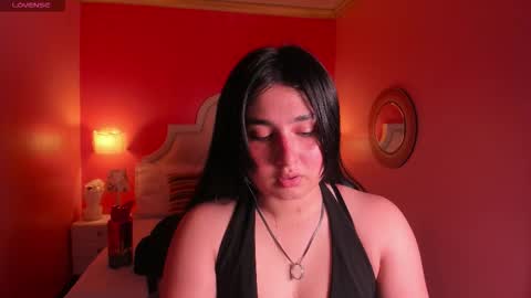 Snapshot of sweet_sumisive chatting on 11-15-25, 08:38 S W E E T online show from 11-15-25, 08:38