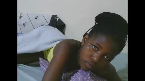 Tatty online show from 10-19-25, 04:35